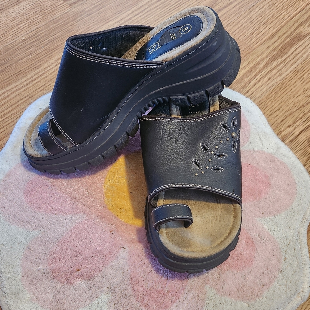 Vintage chunky sandals